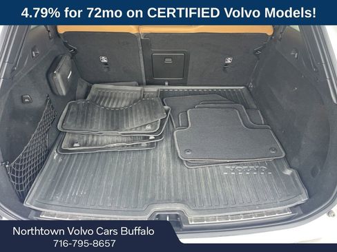 Certified 2023 Volvo XC60 B5 Ultimate w/ Climate Package image 6