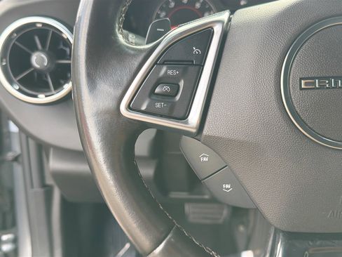 Used 2020 Chevrolet Camaro LT image 33