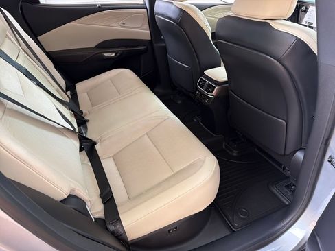 Used 2024 Lexus RX 350 AWD w/ Convenience Package image 33