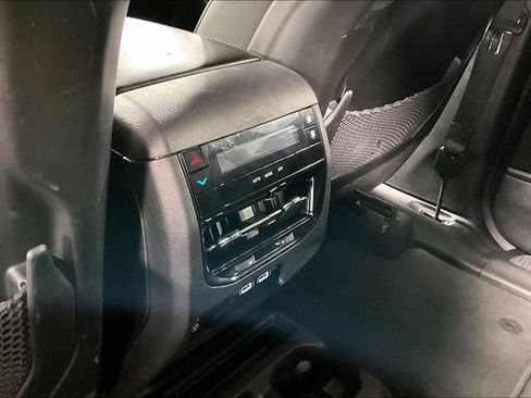 Used 2023 Jeep Grand Cherokee L Laredo AWD/4WD image 11