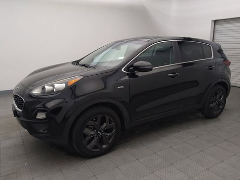 Used 2022 Kia Sportage LX w/ LX AWD Value Edition Package image 2
