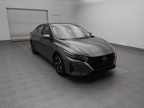 Used 2024 Nissan Sentra SV image 13