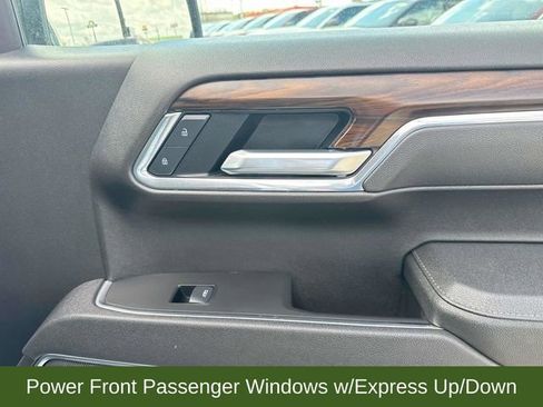 Used 2025 GMC Sierra 1500 SLT image 20