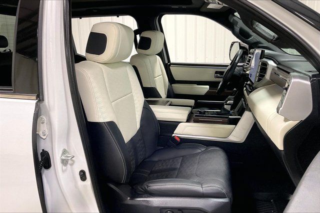 Used 2023 Toyota Tundra Capstone AWD/4WD image 7