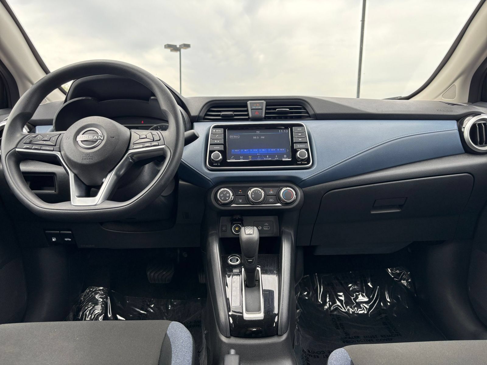 Used 2025 Nissan Versa SV FWD image 30