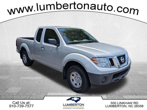 Used 2019 Nissan Frontier S RWD image 1