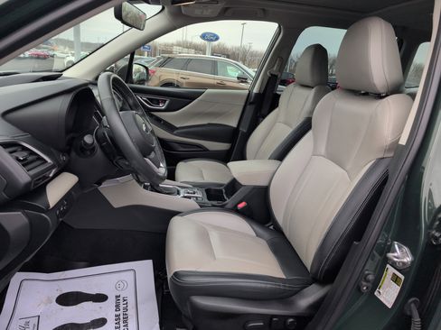 Used 2022 Subaru Forester Limited image 15
