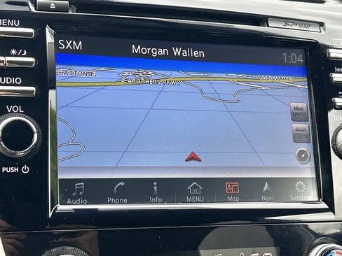 Used 2018 Nissan Murano SL w/ Moonroof Package FWD image 41