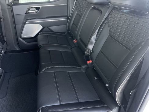 New 2025 GMC Sierra EV Denali image 24