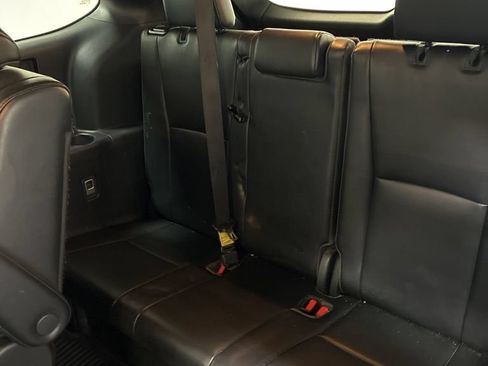 Used 2022 Toyota Highlander XSE AWD/4WD image 25