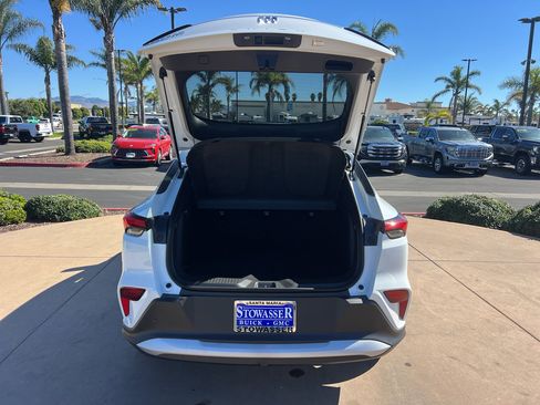 New 2026 Buick Envista Preferred image 7