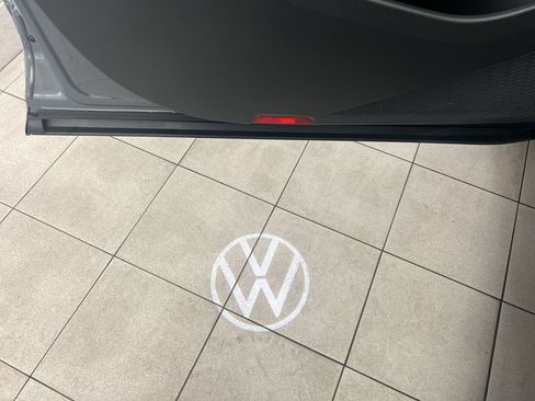 New 2026 Volkswagen Atlas Cross Sport SEL R-Line image 14