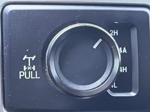 Used 2017 Ford F150 Lariat AWD/4WD image 28