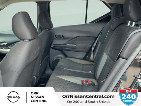 Used 2020 Nissan Kicks SV FWD image 13