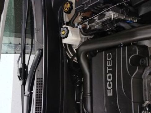 Used 2021 Chevrolet Equinox LS w/ LPO, Blackout Package image 37