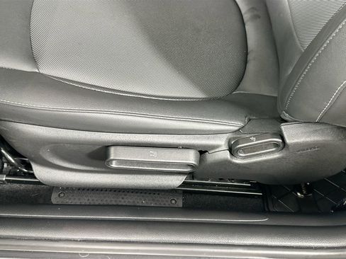 Used 2023 MINI Cooper 2-Door Hardtop image 23