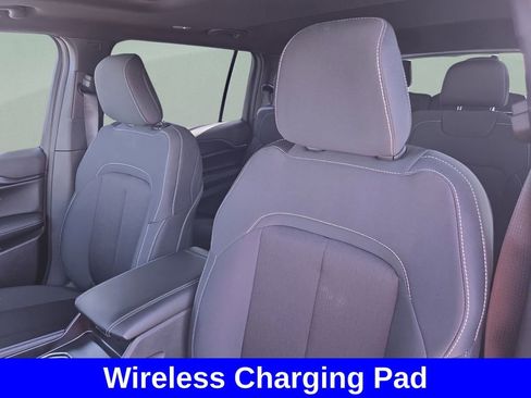 New 2025 Jeep Grand Cherokee L Laredo w/ Luxury Tech Group I RWD image 15