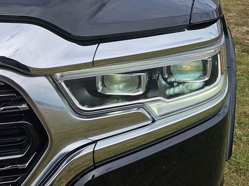 Used 2024 RAM 1500 Limited image 18