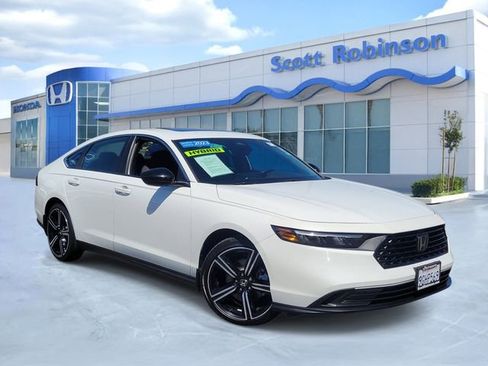 Certified 2023 Honda Accord Sport image 1