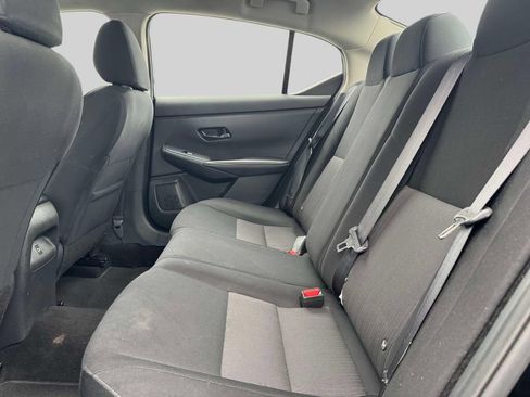 Used 2025 Nissan Sentra SV FWD image 11