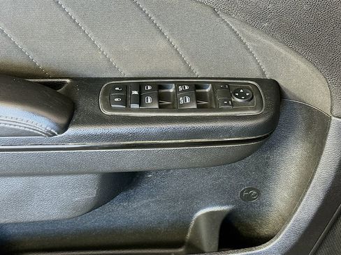 Used 2018 Dodge Charger SXT Plus w/ Blacktop Package image 17