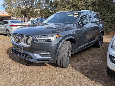 Used 2021 Volvo XC90 T8 Inscription Expression w/ Climate Package image 2