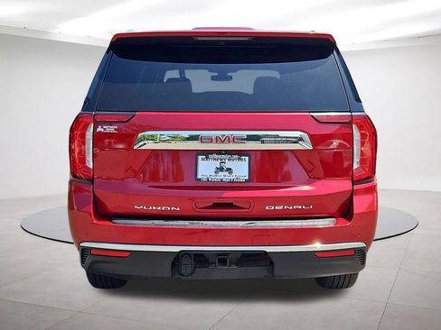 Used 2021 GMC Yukon XL SLT RWD image 6
