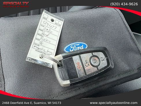 Used 2020 Ford Fusion SE image 38