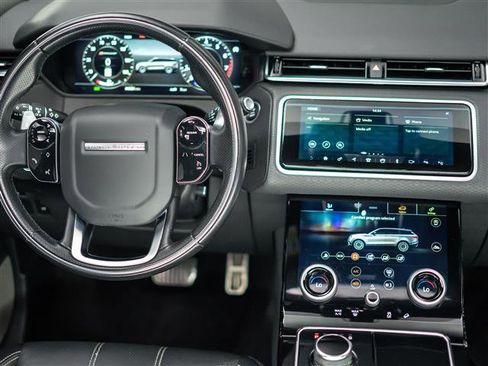 Used 2019 Land Rover Range Rover Velar R-Dynamic SE image 19