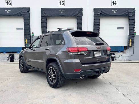 Used 2017 Jeep Grand Cherokee Trailhawk AWD/4WD image 17