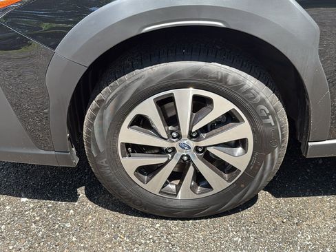 Certified 2025 Subaru Outback Premium AWD/4WD image 10