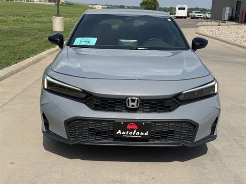 Used 2025 Honda Civic Sport image 2
