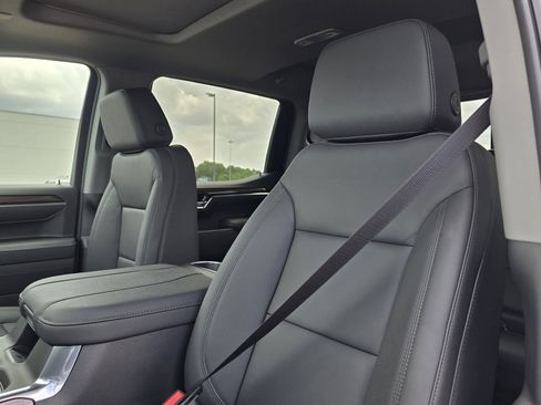New 2026 Chevrolet Silverado 1500 RST AWD/4WD image 16