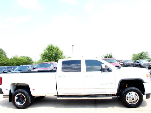Used 2015 GMC Sierra 3500 Denali image 8
