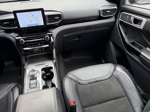Used 2022 Ford Explorer ST AWD/4WD image 24