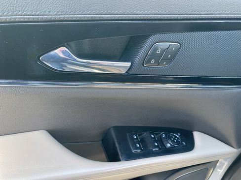 Used 2021 Lincoln Nautilus FWD w/ Equipment Group 101A image 14