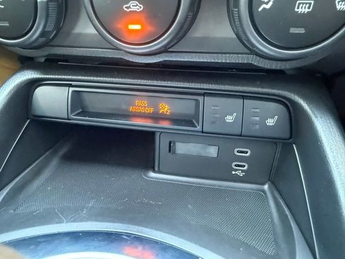 Used 2024 MAZDA MX-5 Miata Club image 24