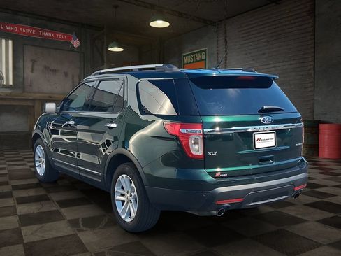 Used 2013 Ford Explorer XLT FWD image 4