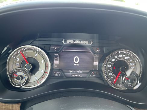 Used 2022 RAM 2500 Limited image 21