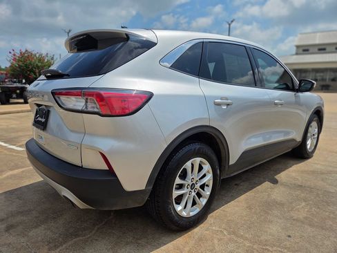 Used 2020 Ford Escape SE FWD image 5
