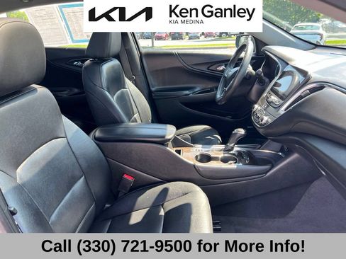 Used 2016 Chevrolet Malibu Premier w/ Driver Confidence Package II FWD image 57