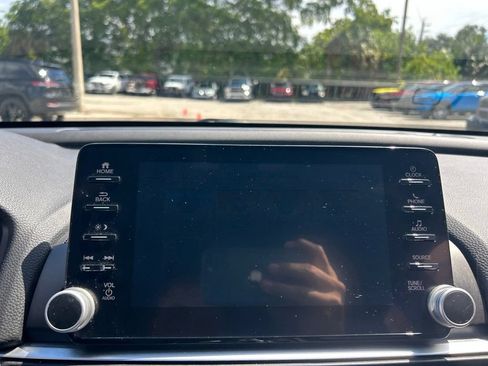 Used 2019 Honda Accord Sport image 35