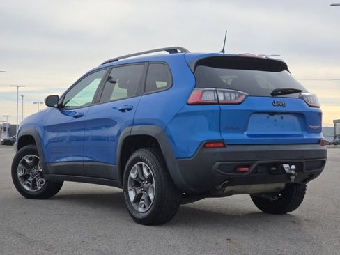 Used 2019 Jeep Cherokee Trailhawk w/ Cold Weather Group image 15