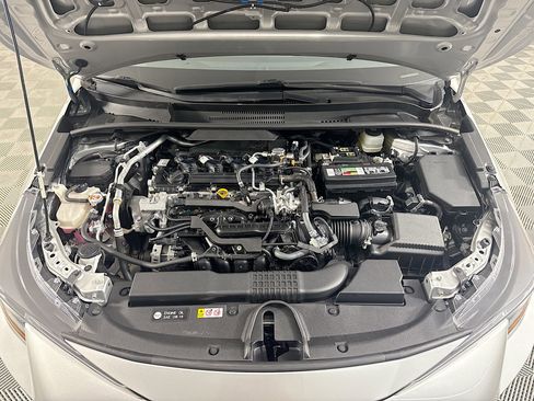 Used 2021 Toyota Corolla SE image 39