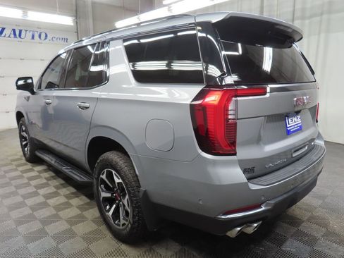 Used 2025 GMC Yukon AT4 w/ LPO, Get Active Package AWD/4WD image 7