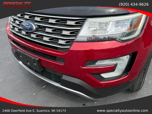 Used 2017 Ford Explorer XLT w/ Equipment Group 201A AWD/4WD image 11