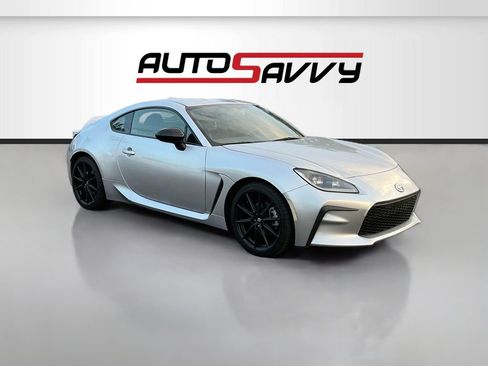Used 2023 Toyota GR86 Premium w/ ALL Weather Mat Package (TMS) RWD image 1