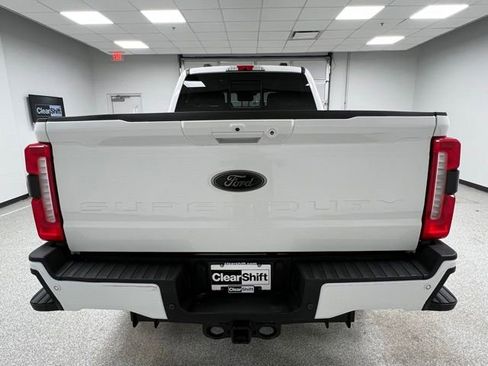 Used 2025 Ford F350 Lariat w/ Black Appearance Package image 8