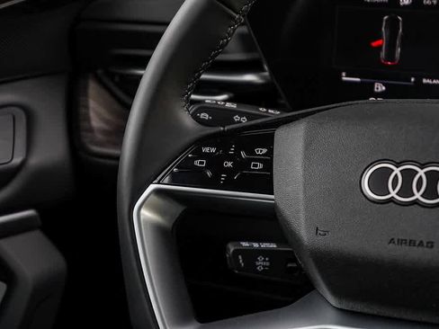 New 2025 Audi Q5 Premium Plus image 16