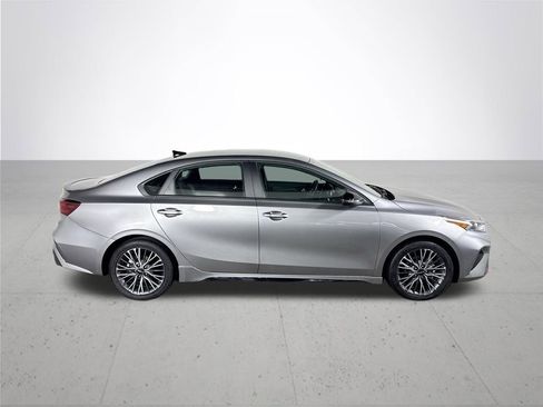 Certified 2023 Kia Forte GT-Line image 6